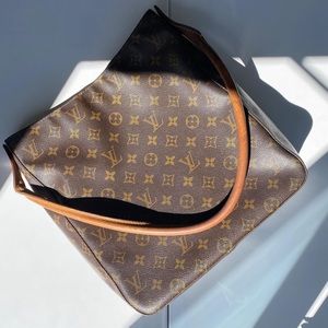 Authentic Louis Vuitton Looping GM shoulder bag